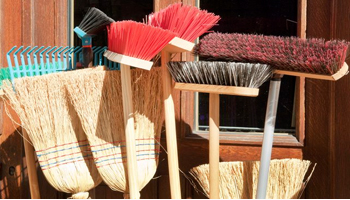 HouseHold Brooms